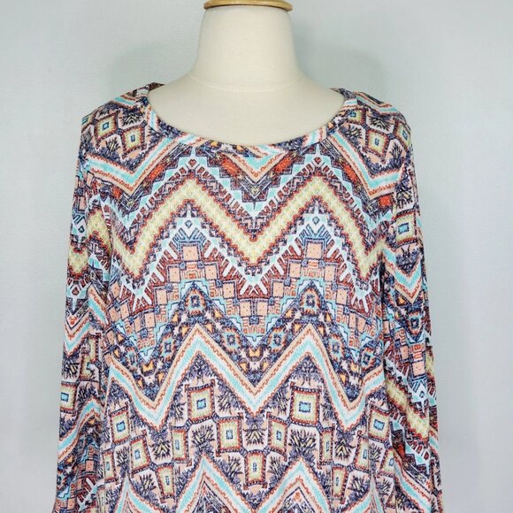 Younique Multi-Color Tribal Aztec Fringe Lace Stretchy Sweater Top NEW Size 3X - Picture 2 of 14